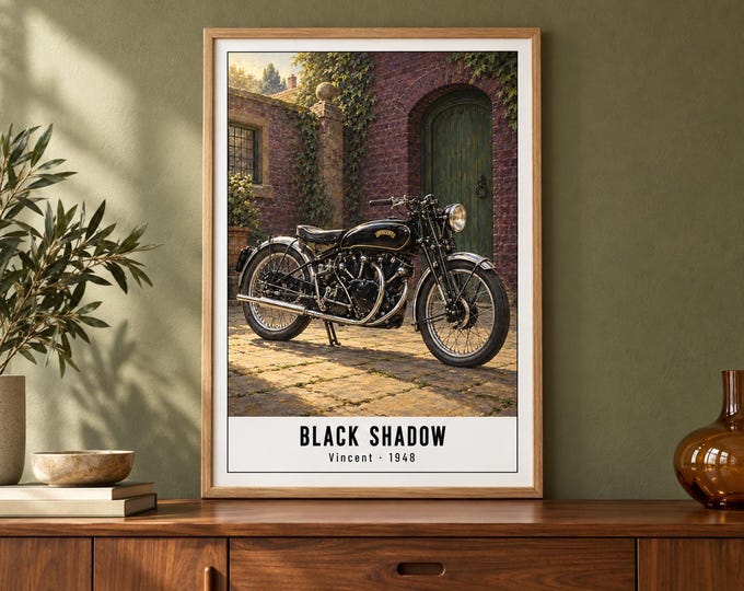 Vincent Black Shadow Motorcycle Art Print, Retro Poster, Two A2 Digital Versions — presentación de la obra